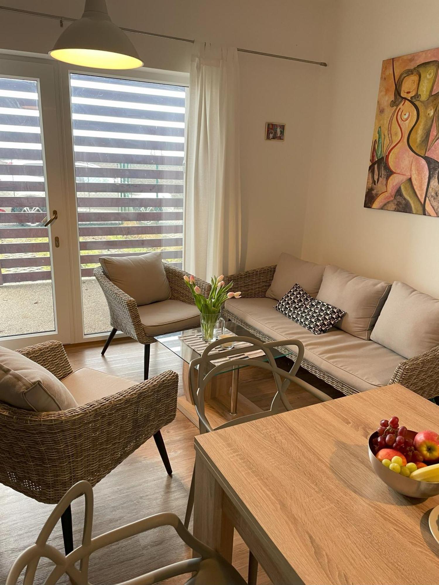 Apartmany Dolní Dunajovice Dış mekan fotoğraf